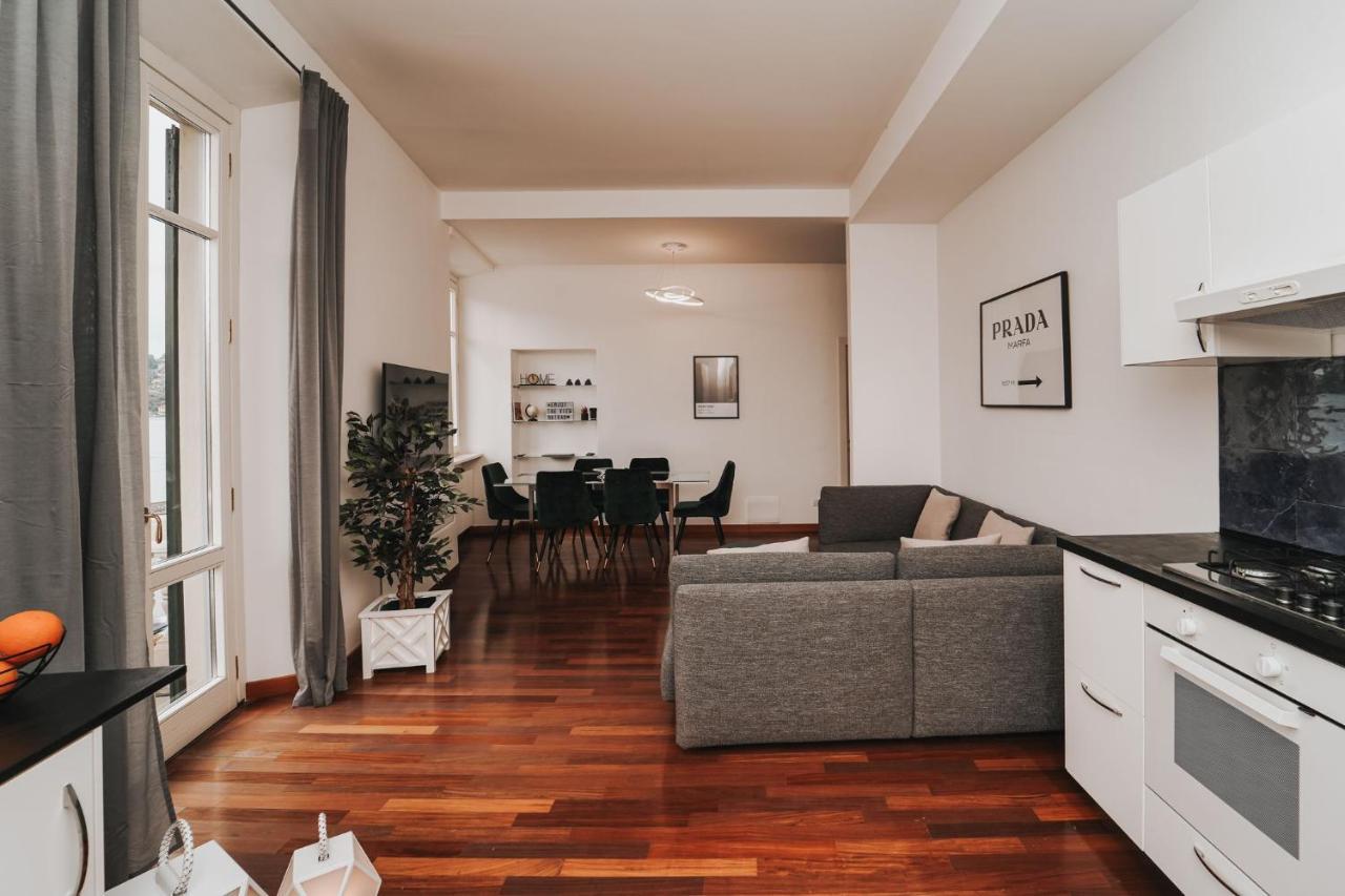 Appartamento Esclusivo Fronte Lago, In Centro A Como Con Garage Esterno foto