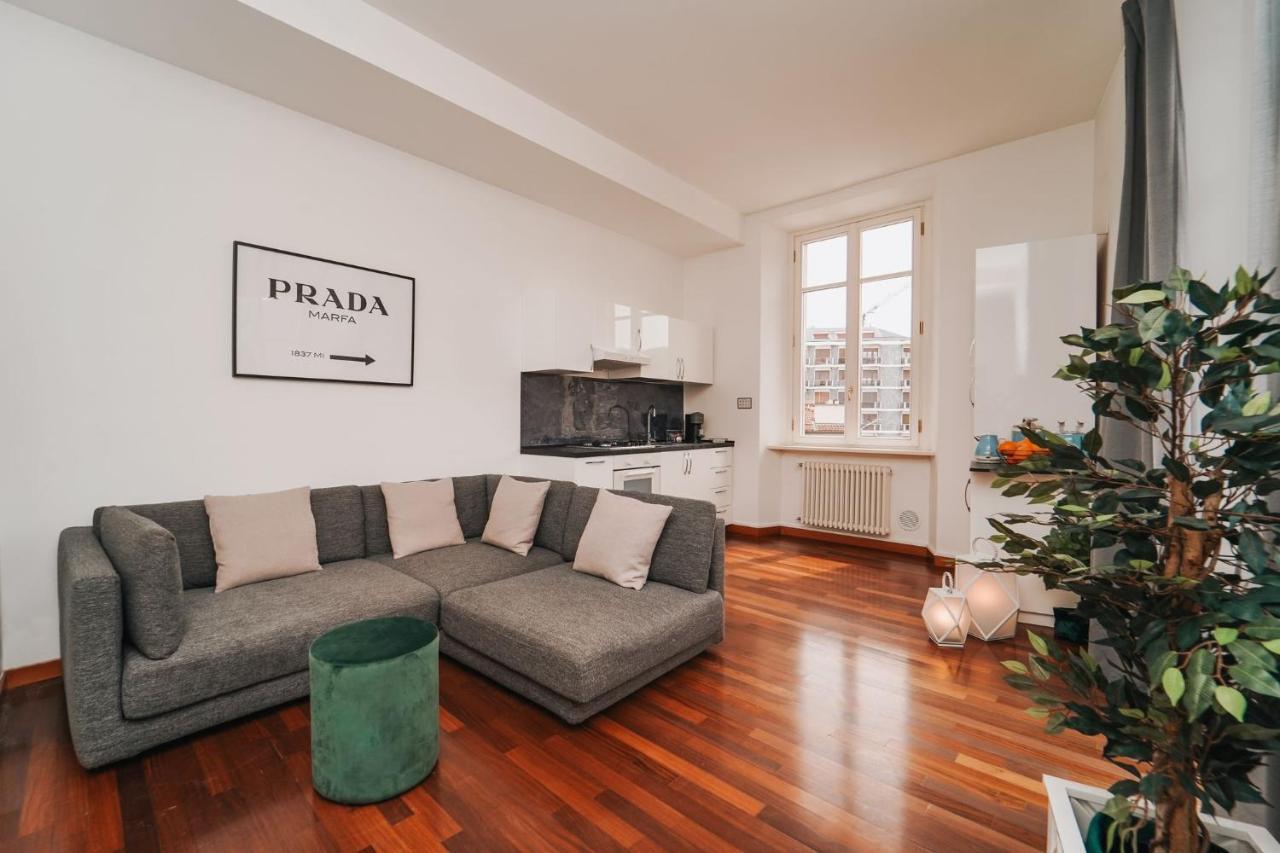 Appartamento Esclusivo Fronte Lago, In Centro A Como Con Garage Esterno foto